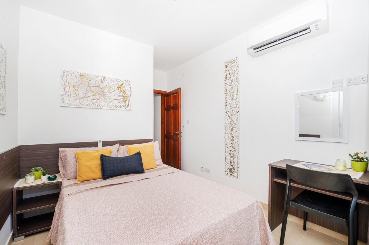 Summer Breeze Comfort Sunny Apartments Close To The Sandy Beaches - By Getawaysmalta Mellieha Exterior foto